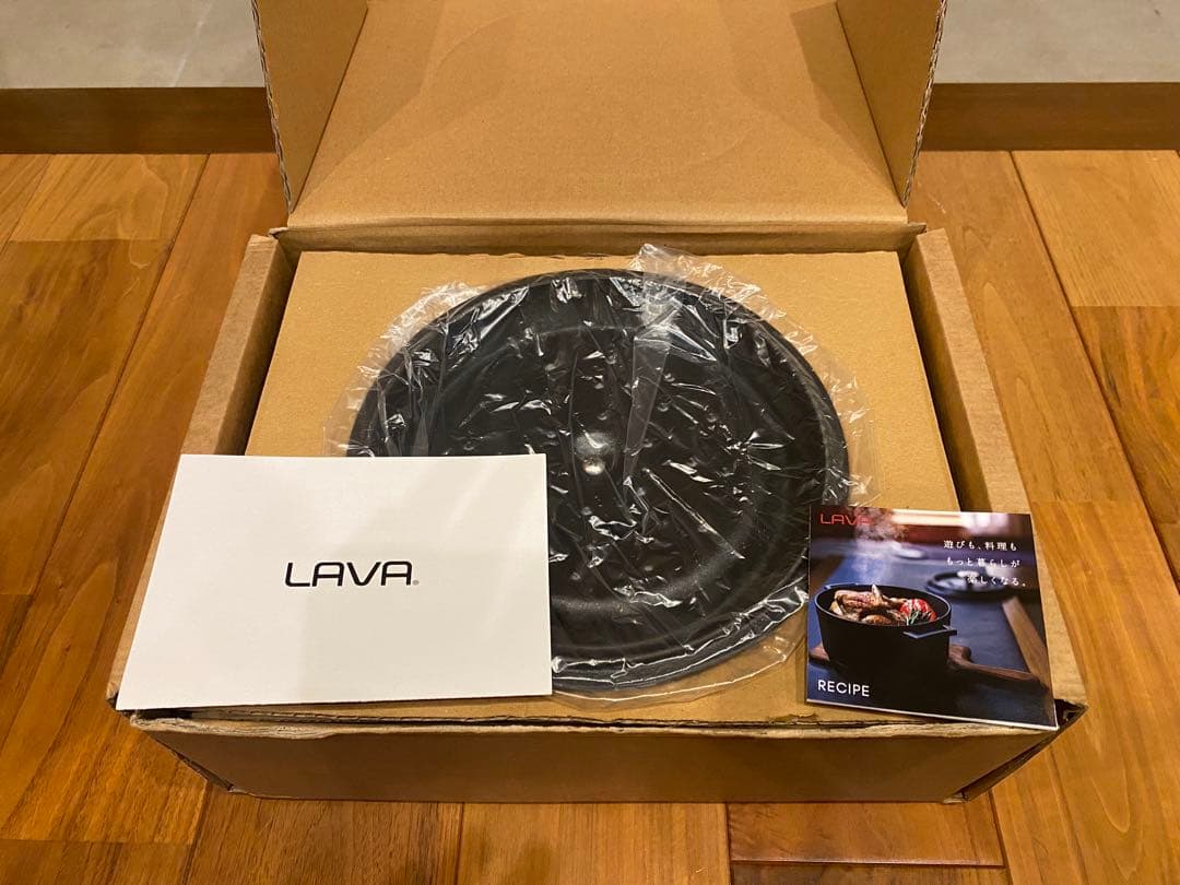 新古品 未使用 LAVA ラウンドキャセロール マットブラック 20cm - メルカリ