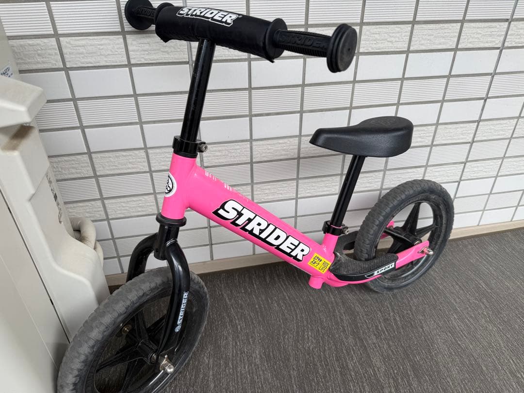 【STRIDER ストライダー】スポーツモデル 12インチ12型 ピンク Amazon.co.jp: ストライダー スポーツモデル (STRIDER Sport) 12インチ