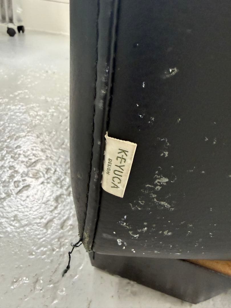 KEYUCA ケユカ 3人がけ L字型ソファ 本革 黒 定価30万円 - メルカリ