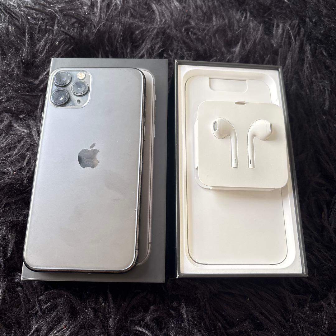 Apple iPhone 11 Pro スペースグレー 本体とEarPods付き - メルカリ