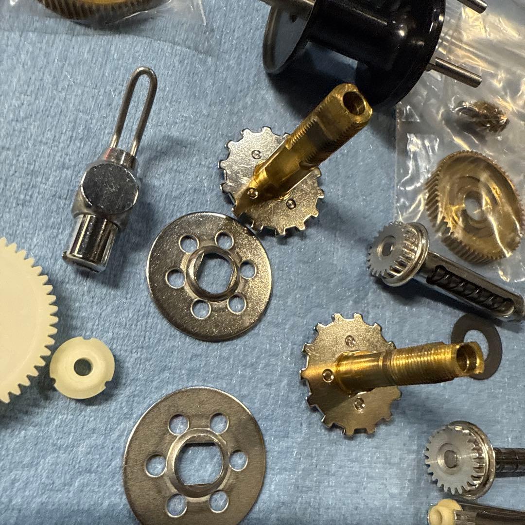 ABU アンバサダー2500c中古パーツ補修用に セット ABU アンバサダー