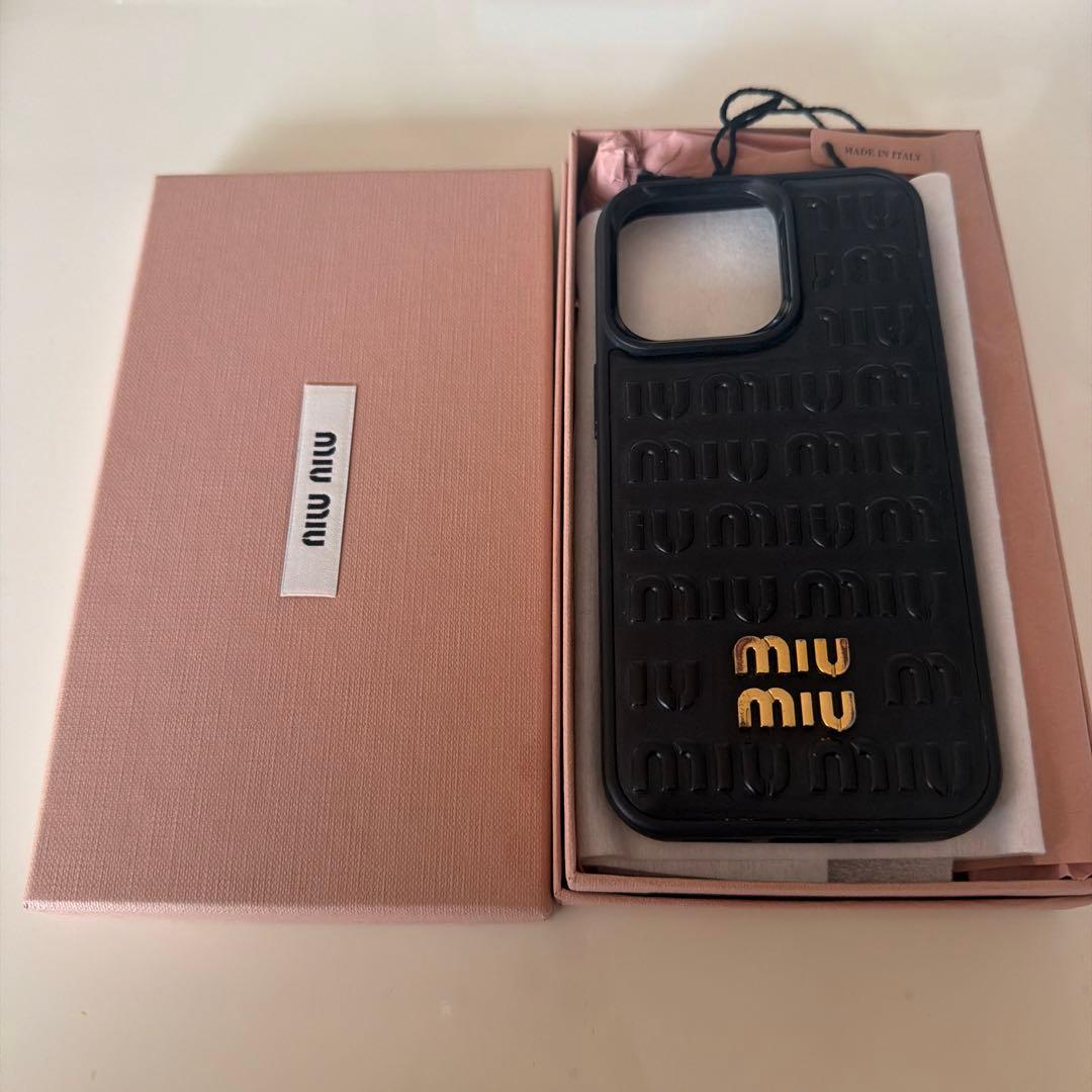 miumiu iPhone 13pro ケース MIUMIU【SALE】□国内発□ハートが可愛いiphone13proケース (MiuMiu