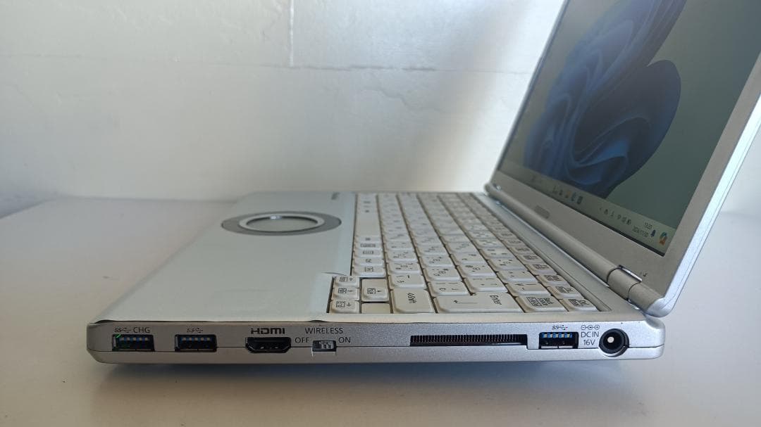 ノートパソコンpanasonic第七世代Core i5 SSD256Gメモリ8G - メルカリ