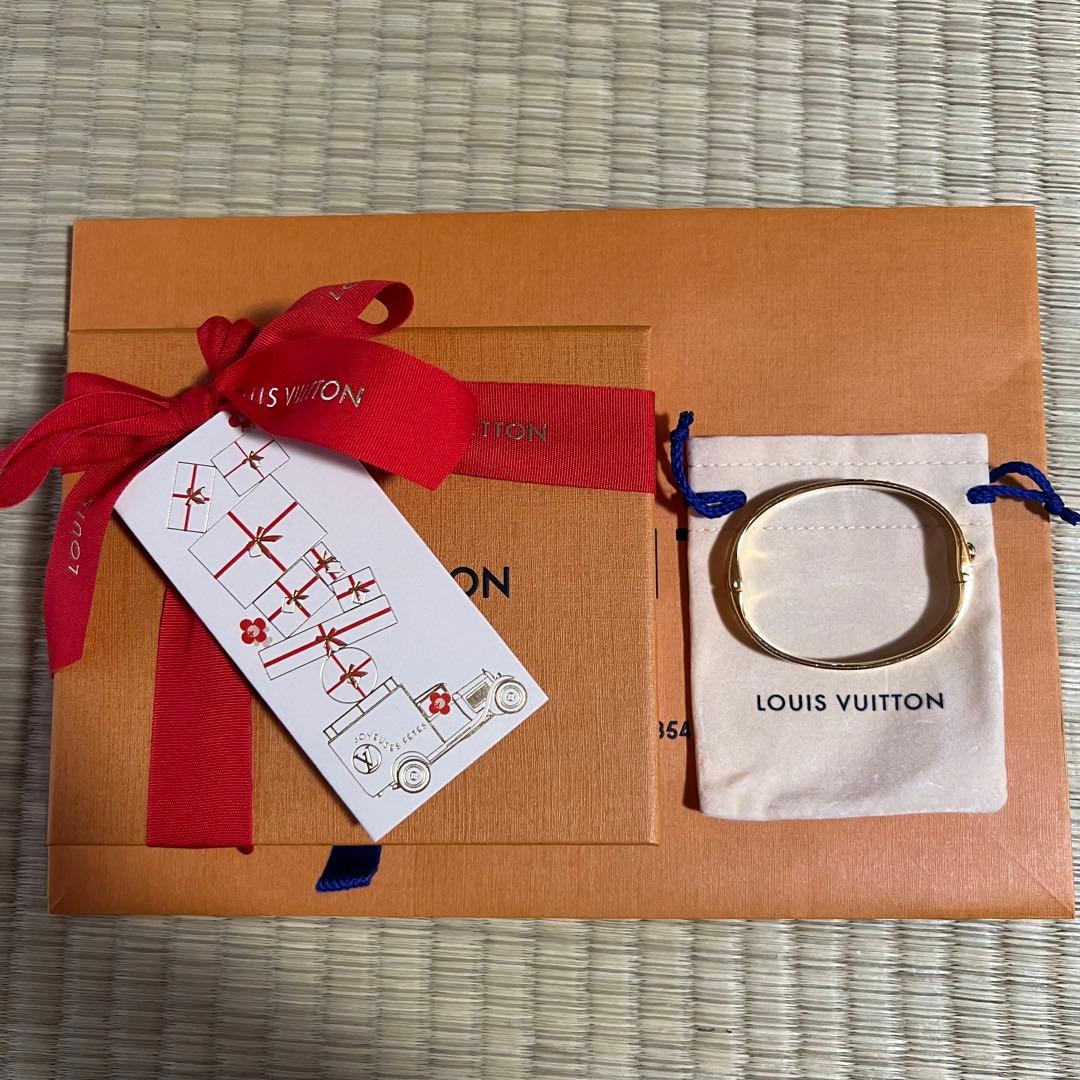 ALL(H)OURS allhours ジェイデン サイン ポラロイド