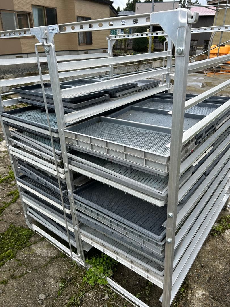 【直接取引限定】アルミ製苗棚水平式80枚用 KH オールアルミ 苗コンテナ KS-80AL 軽トラック用 水平型 苗箱収納棚