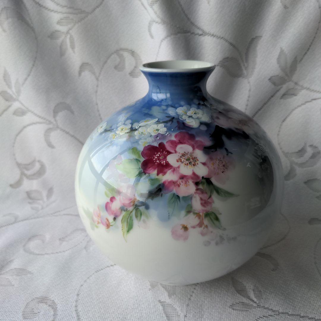 MEISSEN マイセン　専用箱付　花瓶　新品　未使用品 Meissen (マイセン) 花瓶 波の戯れ ヒイラギ｜トレファクONLINE