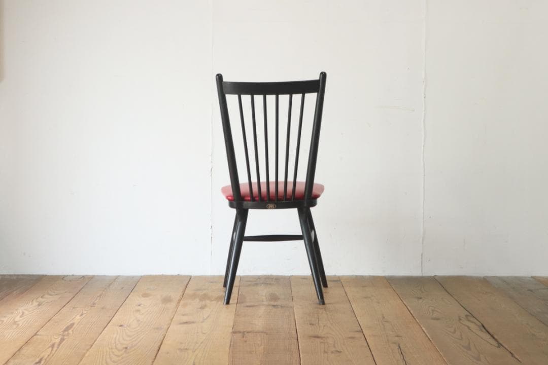 レトロ ダイニングチェア 椅子 食堂 木製 合皮 レザー 赤 松田家具 2