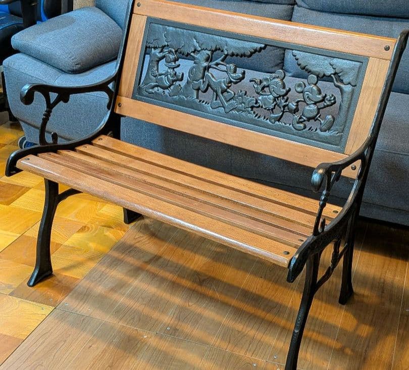 ディズニー ミッキー＆フレンズ 鋳物ガーデンベンチ - メルカリ