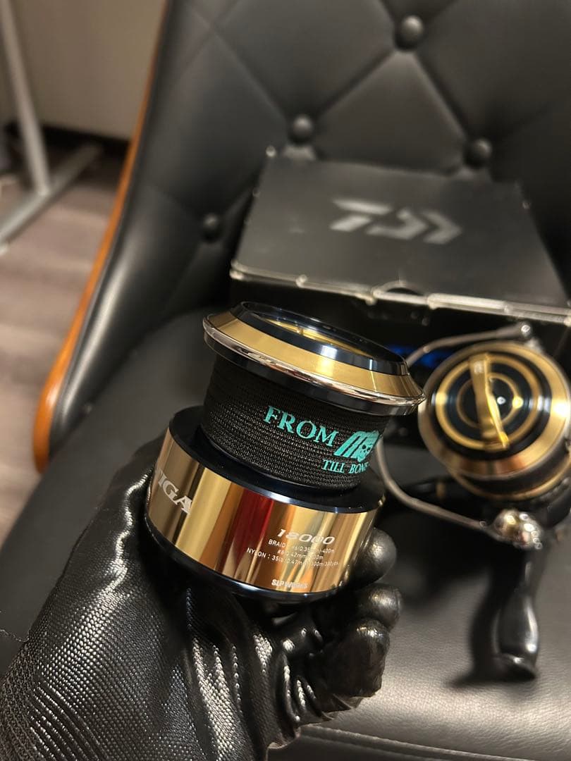 20 Saltiga 18000-H 替えスプール付き - メルカリ