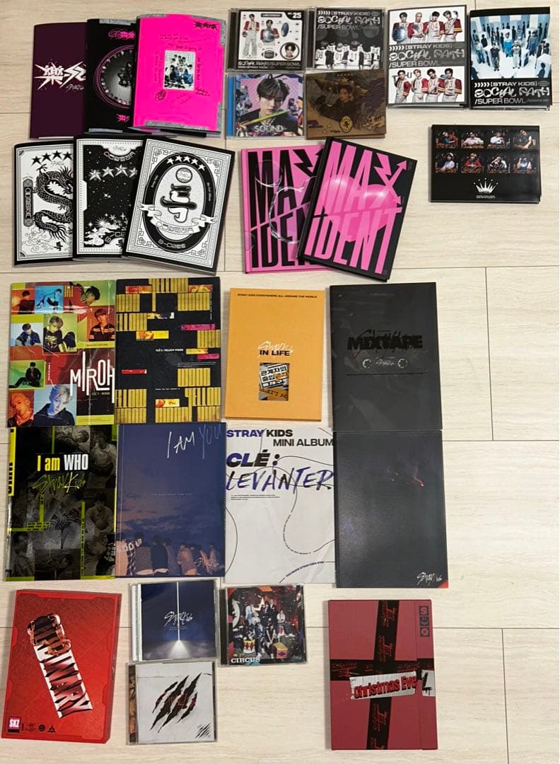 StrayKids アルバム 【まとめ売り】 - メルカリ