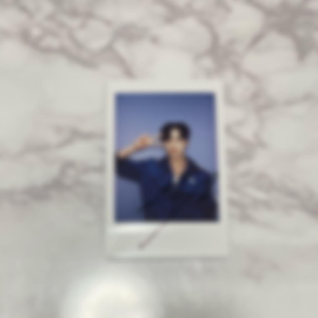 WEi ウィアイ ジュンソ ヨントン ポラロイド チェキ サイン - メルカリ