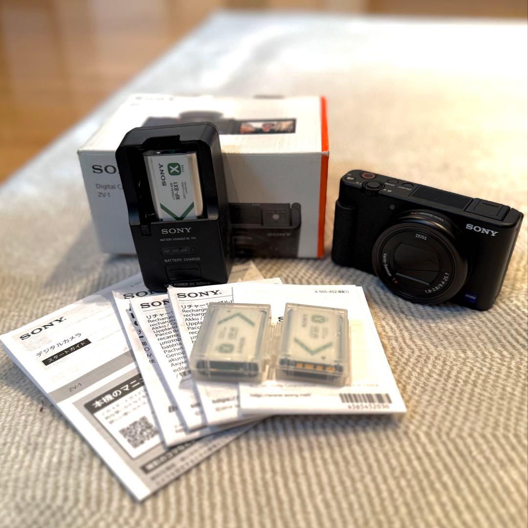 ひまわりZV-1 黒　バッテリー3個付属 ひまわり様専用ZV-1 黒 バッテリー3個付属 - メルカリ