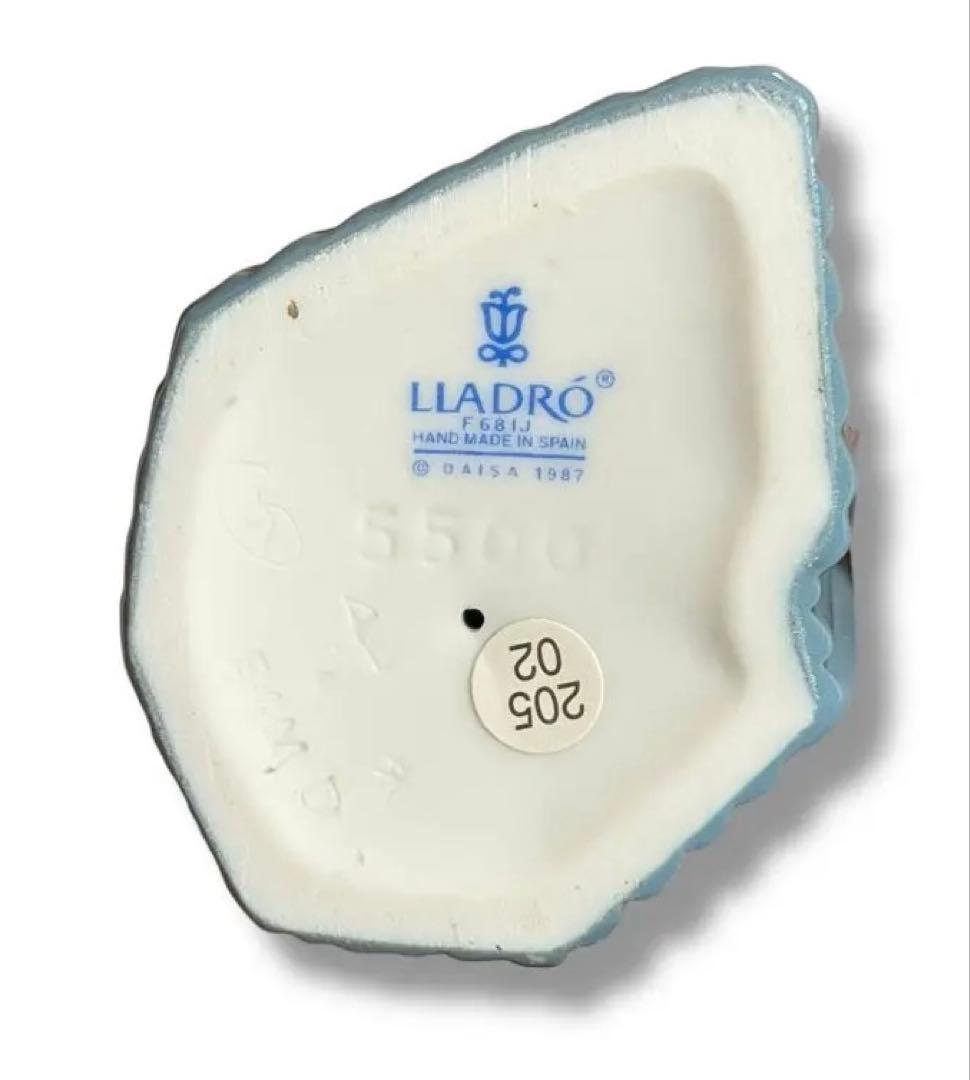 リヤドロ 朝のお祈り 修道女 フィギュリン 置物 P-3 - メルカリ