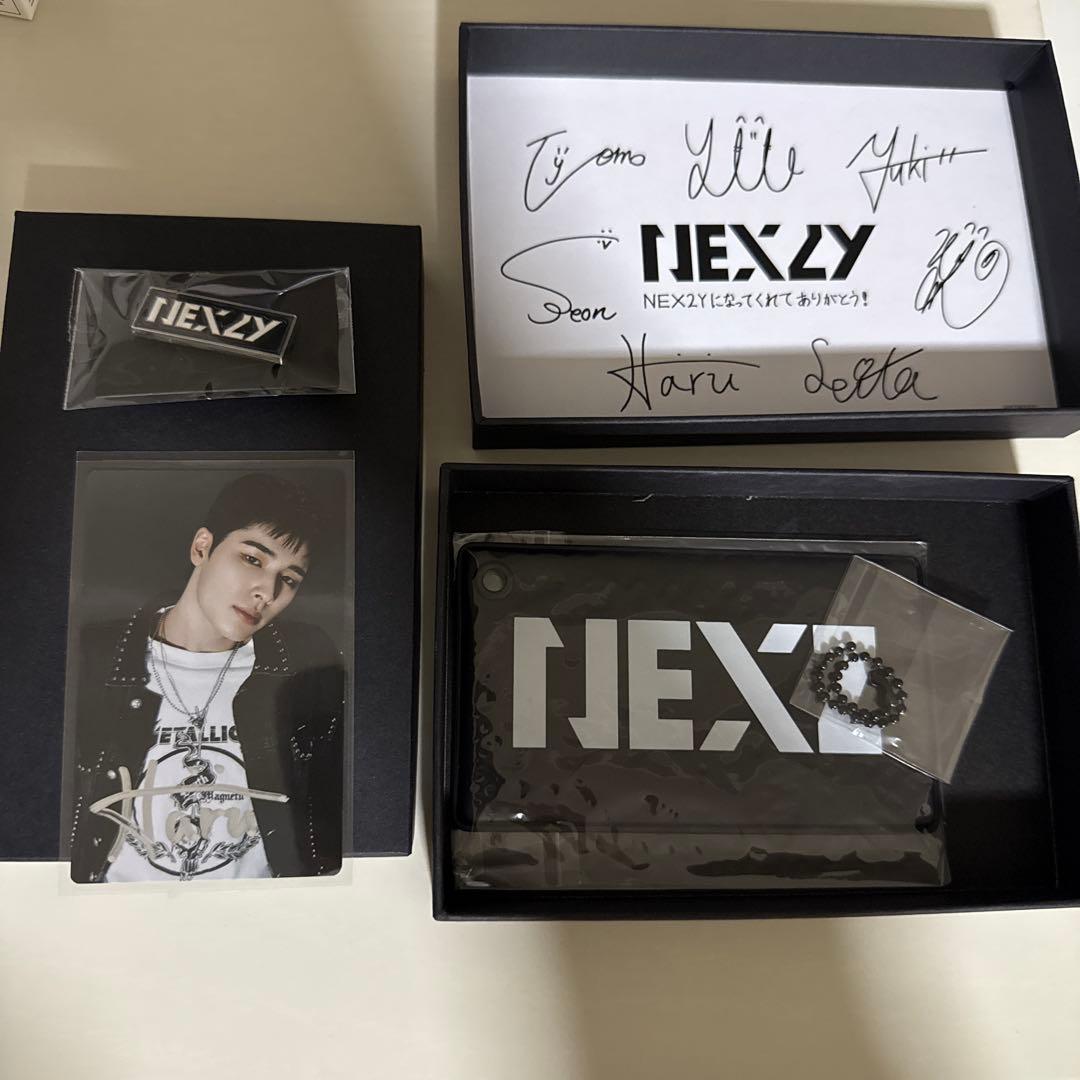 NEXZ FC早期入会特典 HARU ハル 直筆サイントレカ ピンバッジ - メルカリ