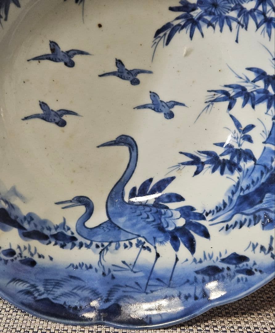 江戸時代後期　古伊万里　染付　鶴に小鳥に 松竹の図　27.8cm　大鉢　盛り器