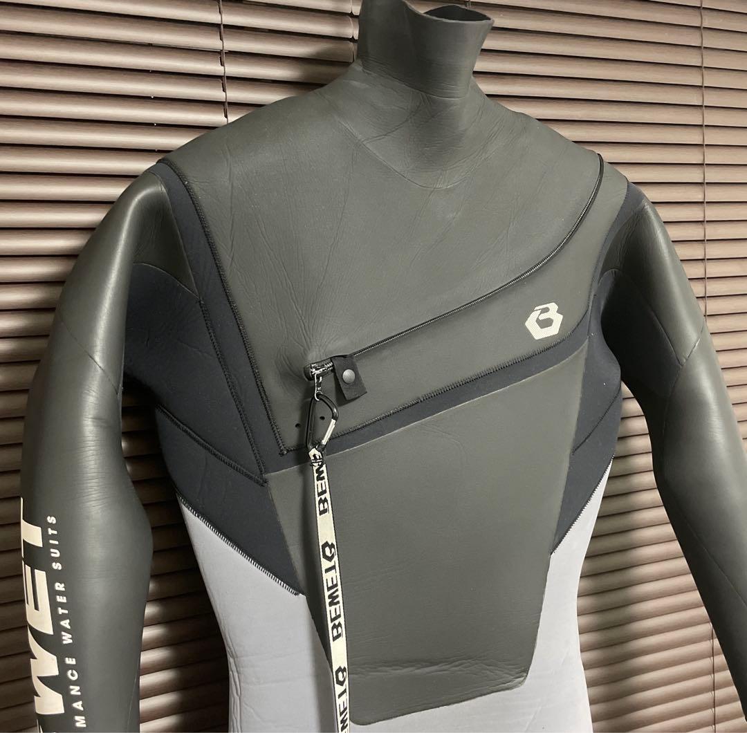 ウェットスーツSジャージx2 、フード、メッシュバッグ、スポーツバッグ