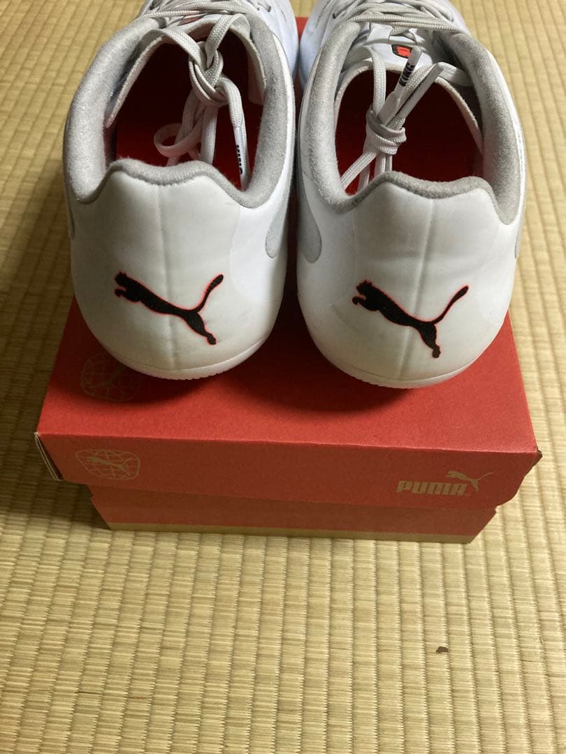 PUMAキング 20 プロ HG/AG サッカースパイク 26.5cm