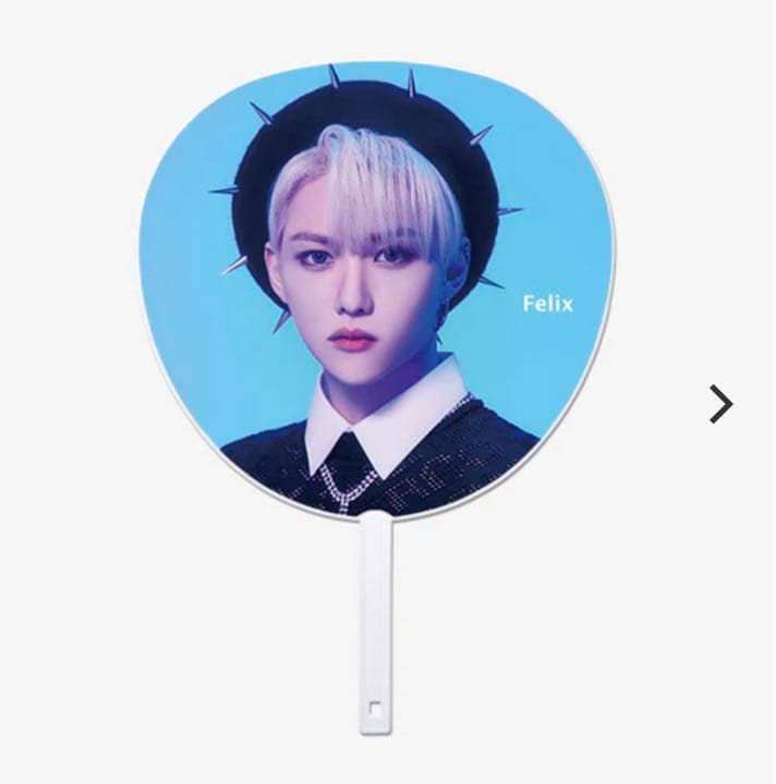 スキズ フィリックス うちわ MANIAC 団扇 ワルツ - メルカリ