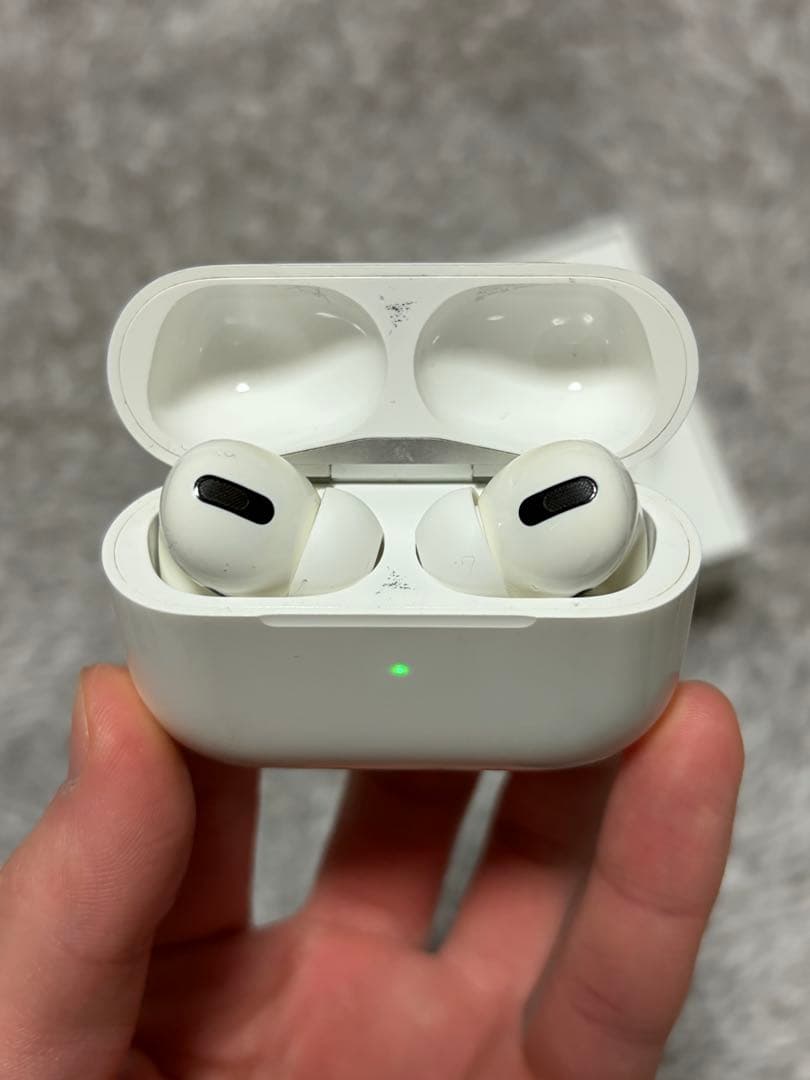 AirPods Pro 本体 ホワイト 箱付き - メルカリ