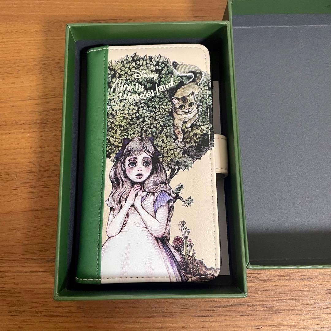 ヒグチユウコ アリス スマホケース！ - メルカリ
