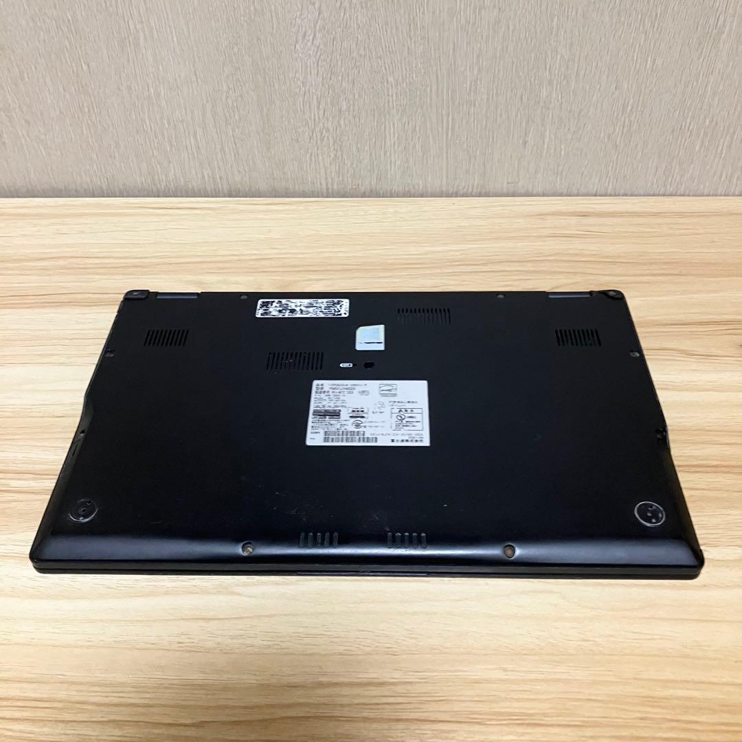 第11世代《軽量薄型》LIFEBOOK U9311F 2021年製 i5