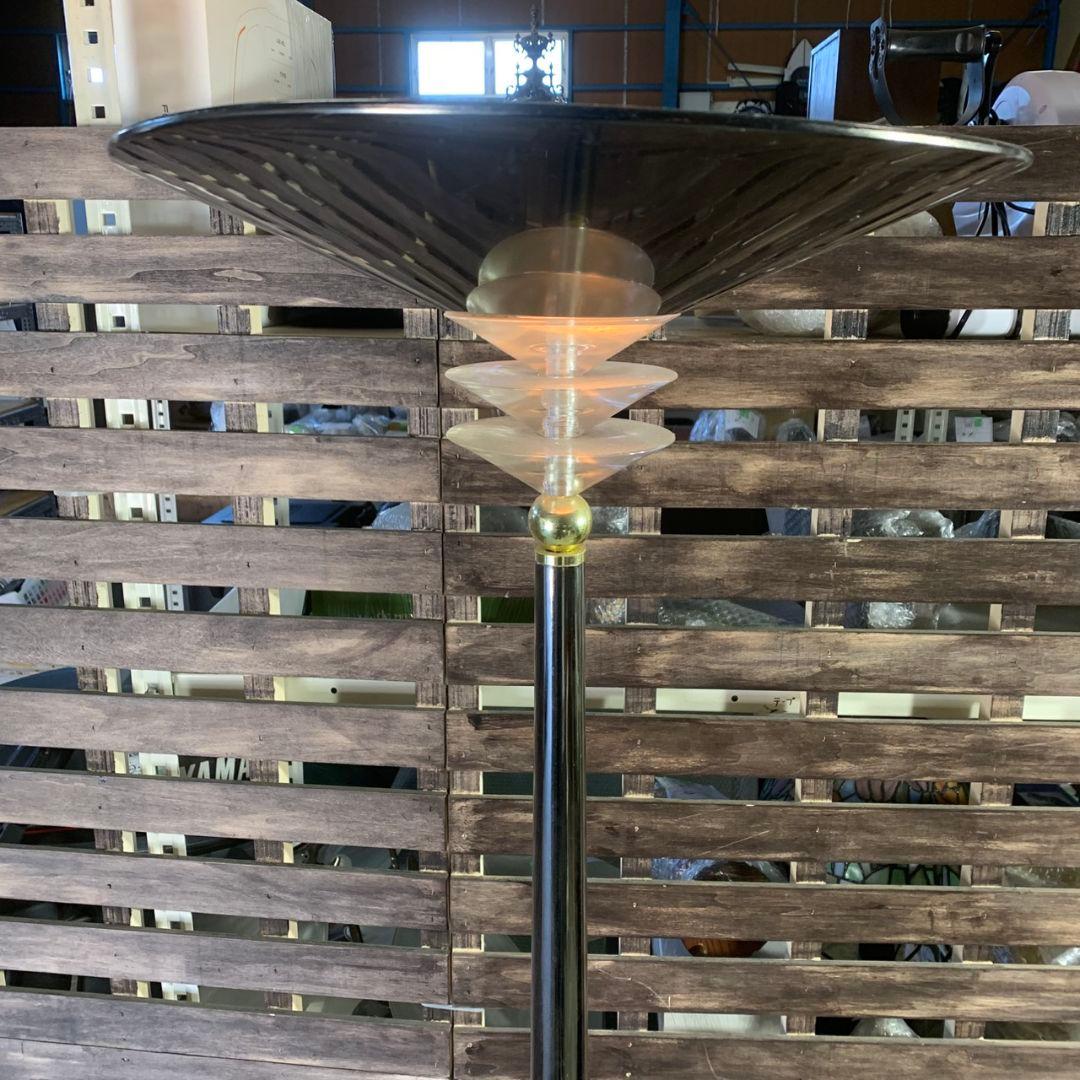 K825 フロアライト／スタンドライト 60HZ MADE IN TAIWAN