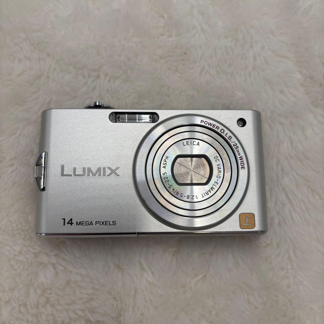 美品 Panasonic LUMIX DMC-FX66 シルバー 14MP - メルカリ