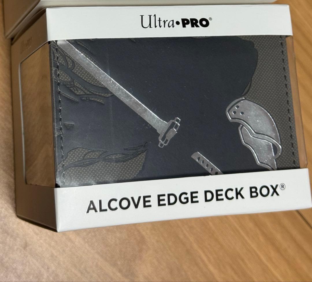 【ultraPro】セフィロス デッキケース MTG FINAL FANTASY Magic: The Gathering®—FINAL FANTASY™ Sephiroth, Planet's Heir