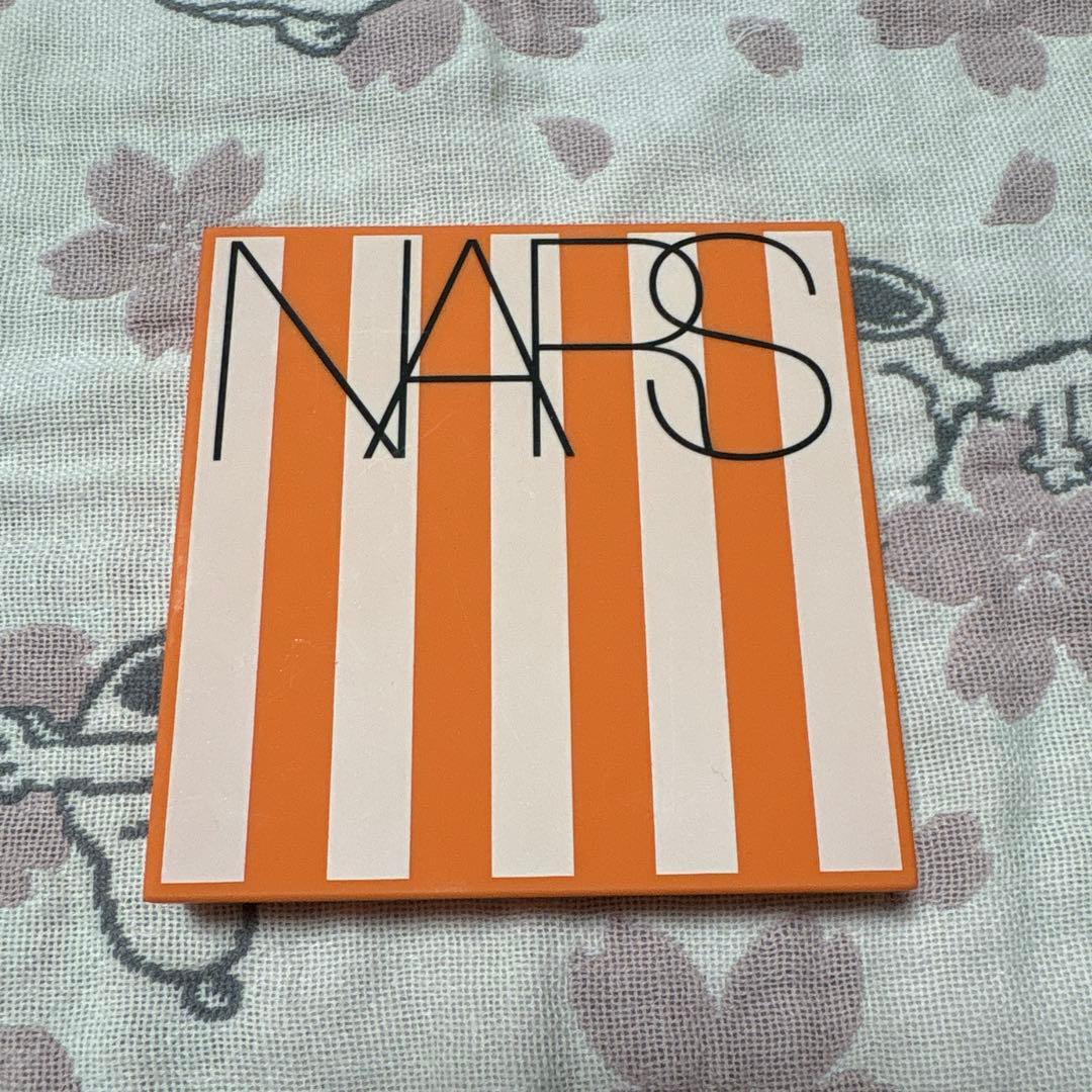 NARS ホットエスケープ チークパレット Ⅲ NARS / ホットエスケープ チークパレット IIIの公式商品情報｜美容