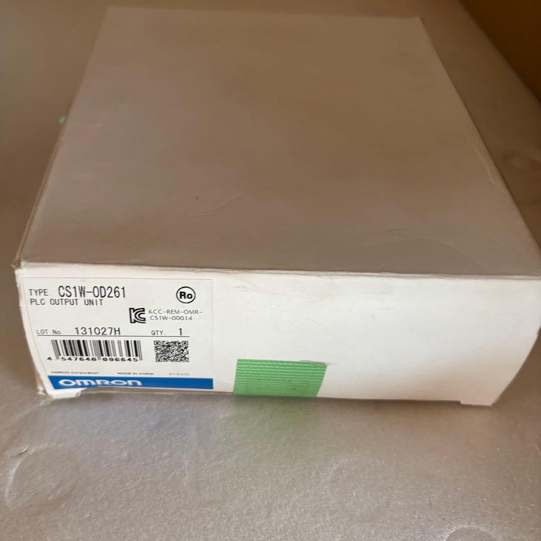 OMRON オムロン PLC出力ユニット CS1W-OD261 未使用 - メルカリ