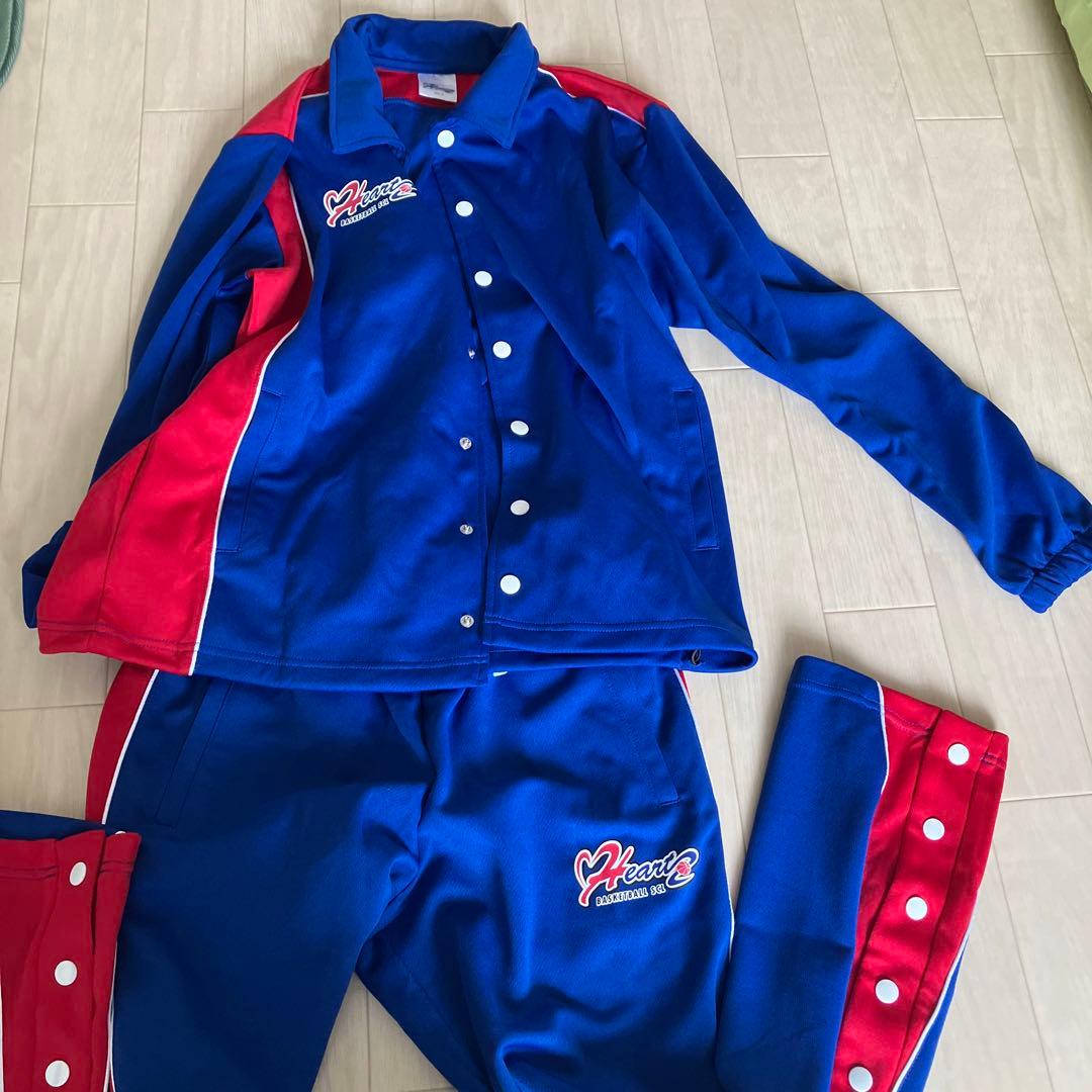 バスケチームハーツのジャージ上下（上S、下M） - メルカリ