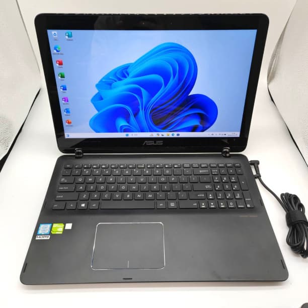 グラボ搭載 タッチパネル フルHD 15 ASUS i7-7 SSD256GB - メルカリ