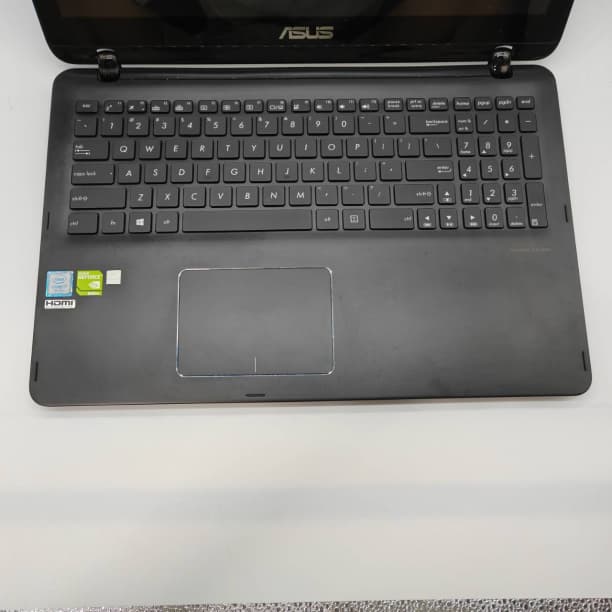 グラボ搭載 タッチパネル フルHD 15 ASUS i7-7 SSD256GB - メルカリ
