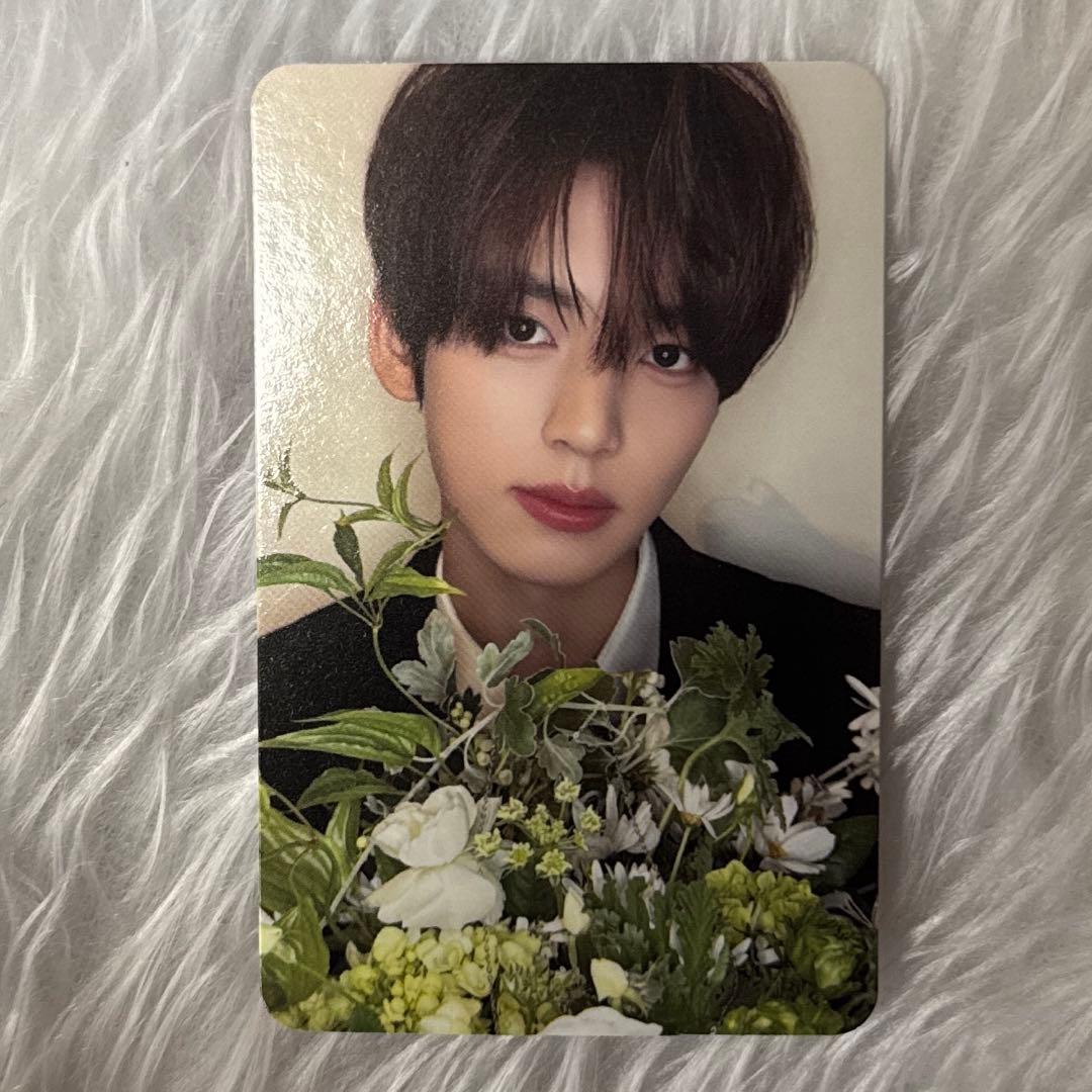 限定値下】 ZB1 RE FLOW 封入 トレカ ユジン - メルカリ