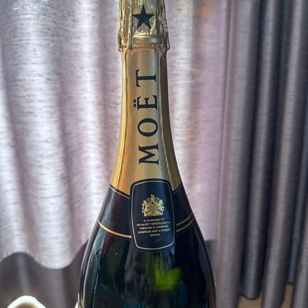 モエ・エ・シャンドン シャンパン 3L ダブルマグナム - メルカリ