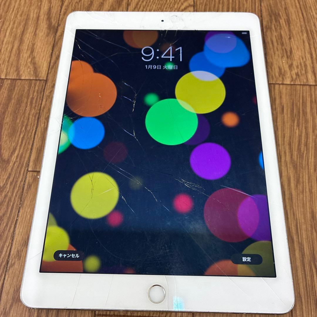 Apple iPad Air2 シルバー 本体 ひび割れあり iPad修理実績】iPadAir2 フロントパネル割れ+バッテリー交換+本体