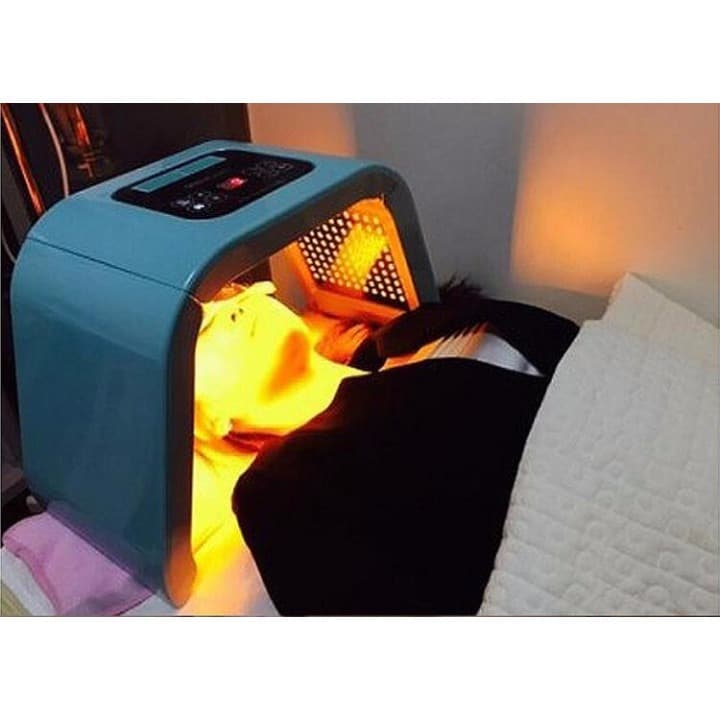 大人気！橋形LED美顔器、業務用、自宅用両方可能！顔、背中、お腹にも施術