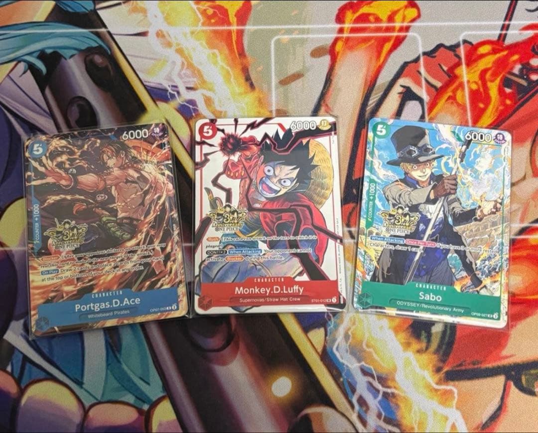 英語版ワンピースカード 3rd anniversary 三兄弟 - メルカリ