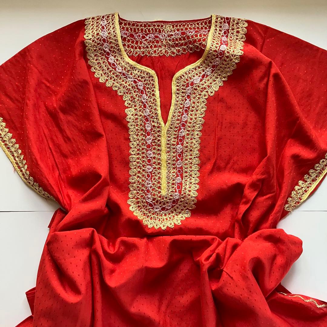 モロッコ製】赤 カフタン 金の刺繍 民族衣装 ガラベーヤ アバヤ ロング