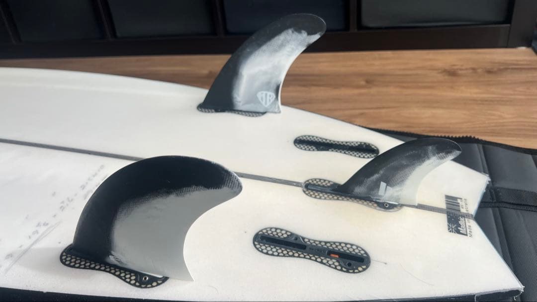 【5'9 29.4L】JS ショートボードBlackBoxⅢ セルフ塗装