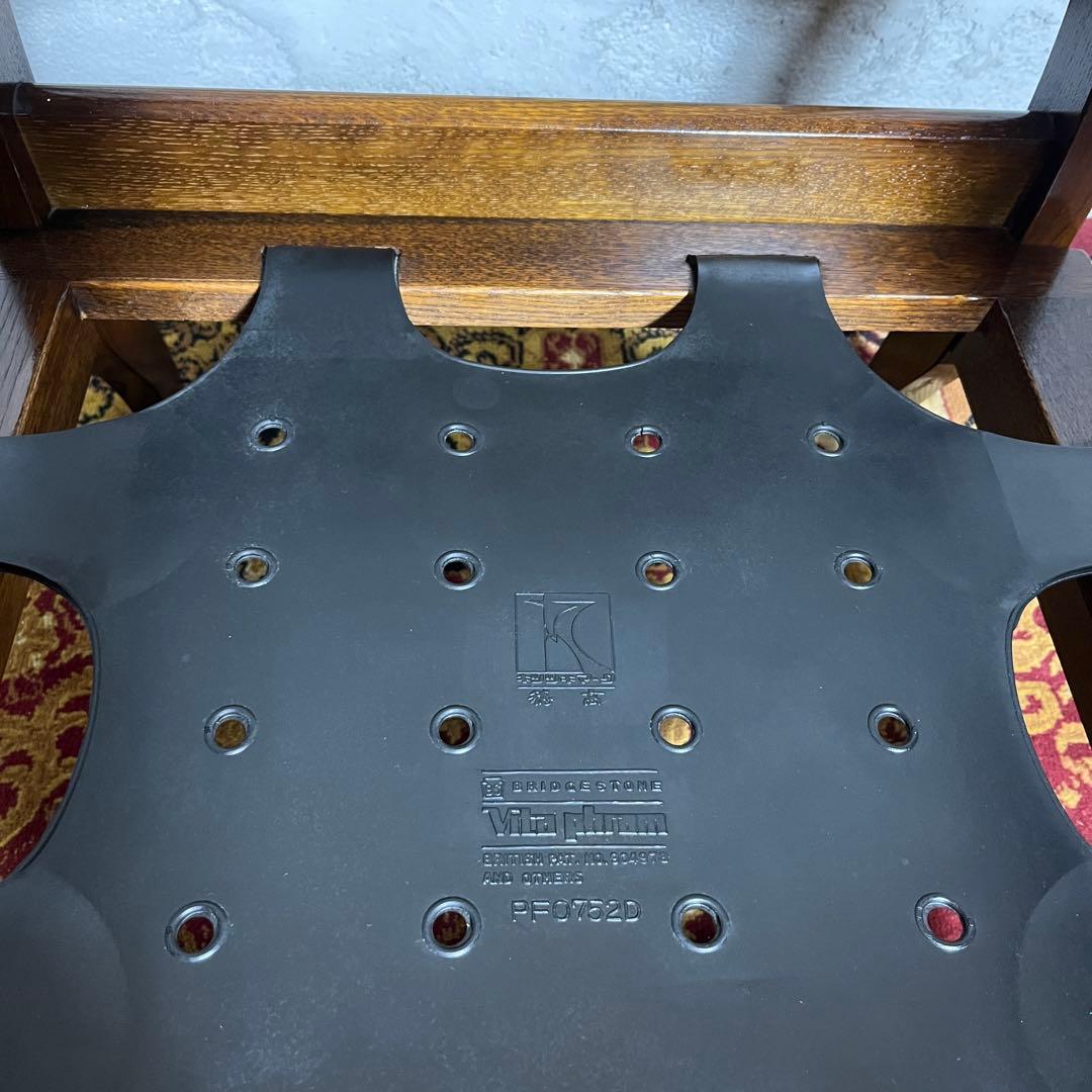 キツツキ】ラウンジチェア 1人掛け 花柄クッション付き ヴィンテージ