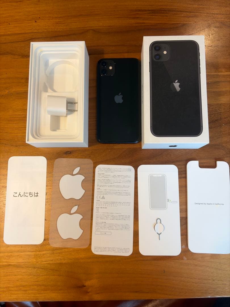 iPhone11 ブラック　128GB Amazon.com: Apple iPhone 11, 128GB, Black for Verizon (Renewed