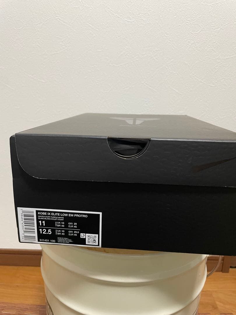 シューズ(男性用) Nike Kobe 9 Elite Low Protro 29.0cm