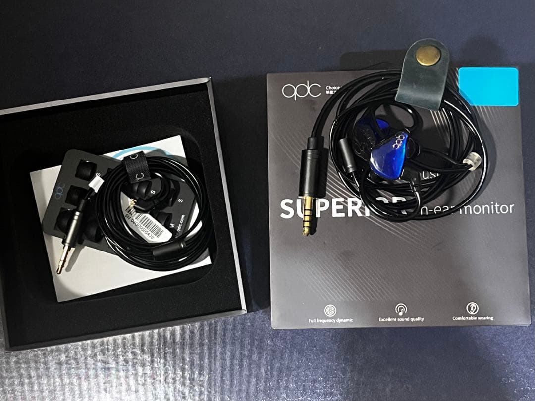 qdc SUPERIOR 有線イヤホン Azure Blue - メルカリ