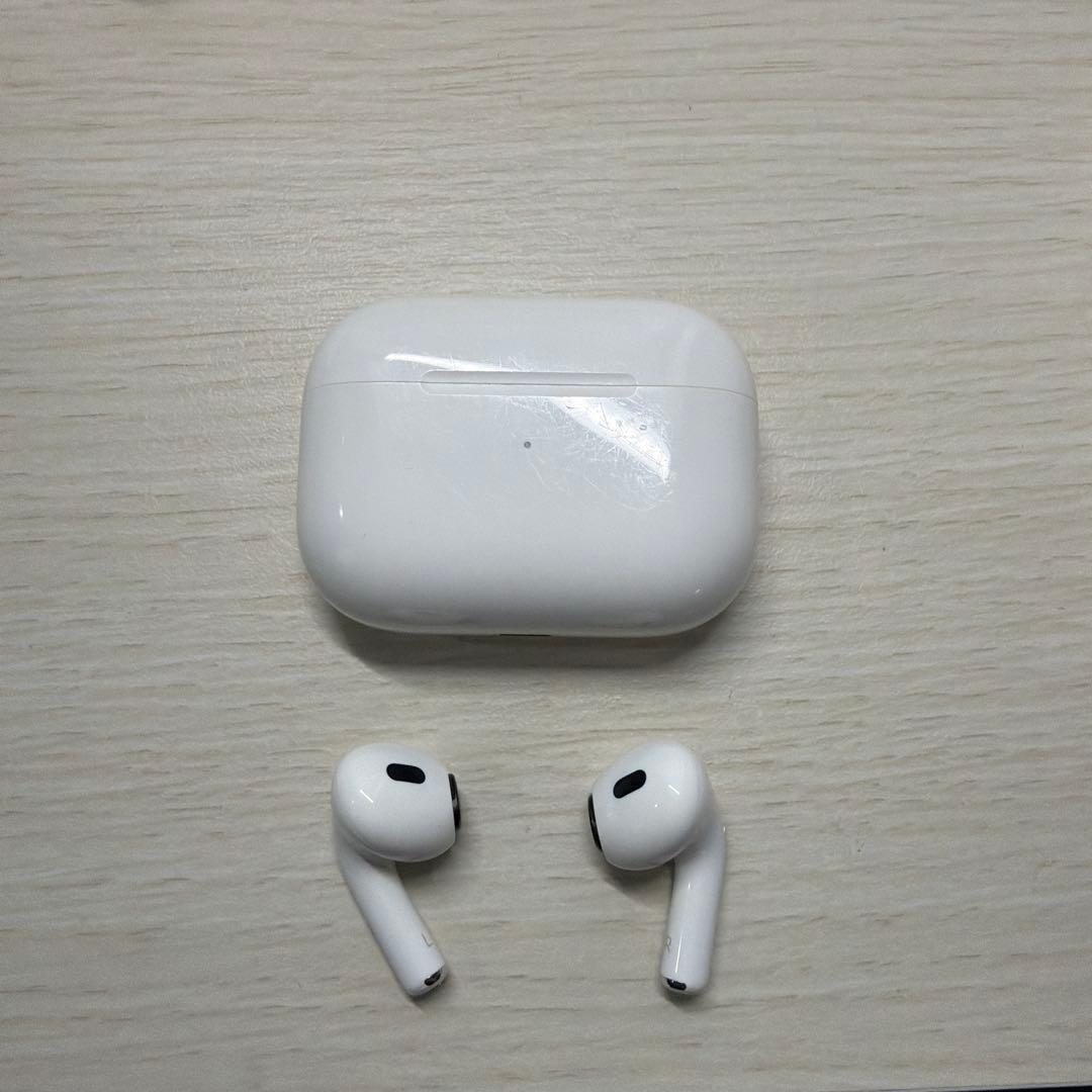 AirPods pro2本体 ホワイト 充電ケース付き　イヤーチップ新品 Apple Airpods Pro2 Apple正規品 新品未開封 ラッピング MagSafe 充電