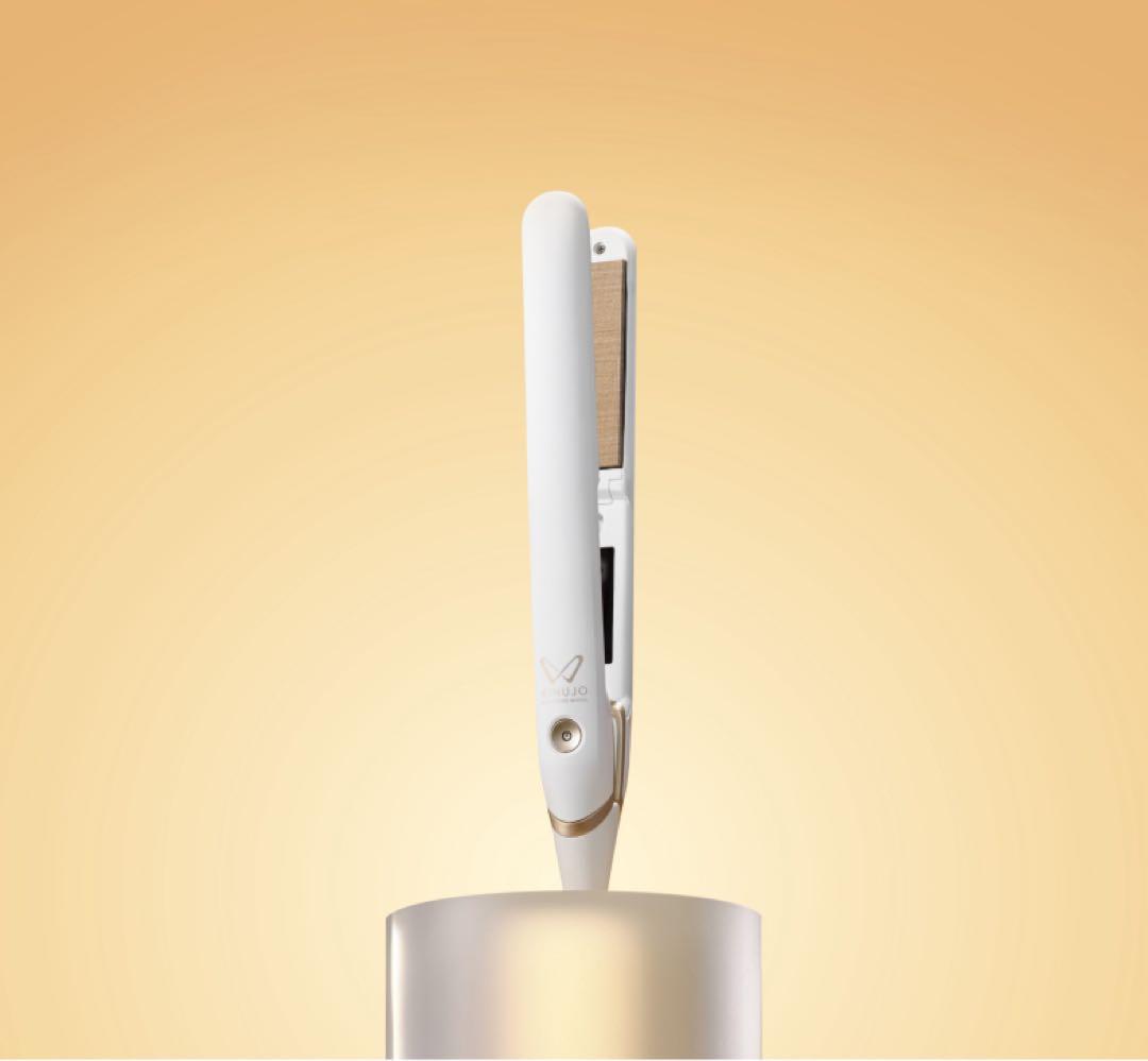 絹女 KINUJO キヌージョ ワールドワイドモデル ストレートヘアアイロン KINUJO（絹女） KINUJO W ワールドワイドモデル ストレートヘア