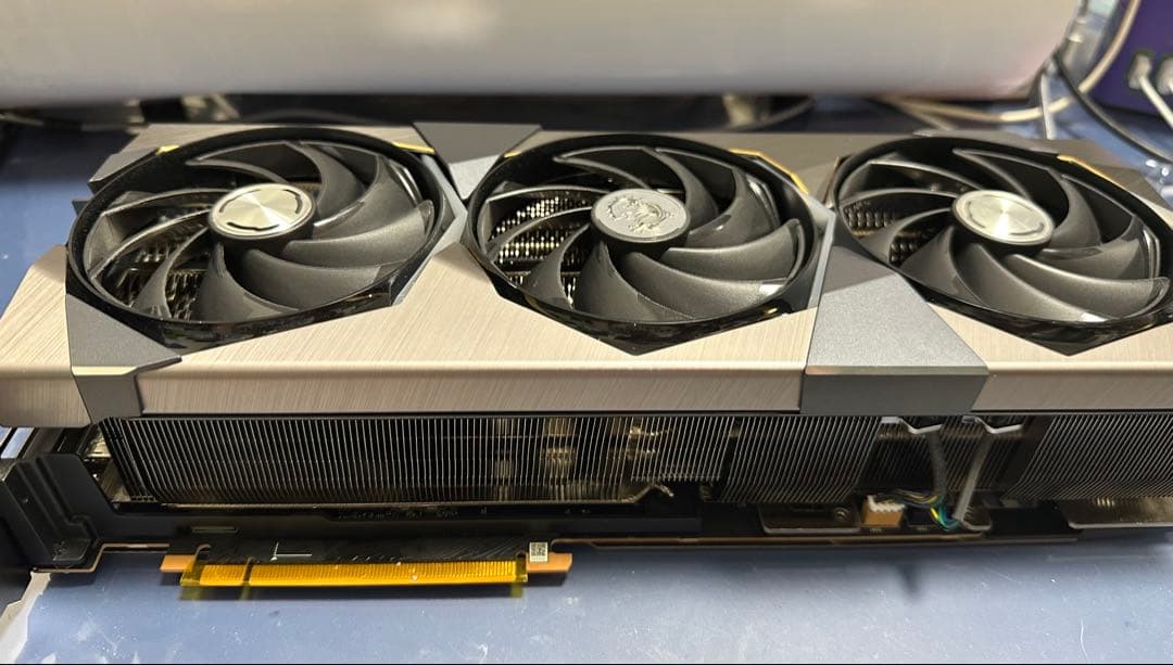 MSI GeForce RTX 4090 SUPRIM X（コア・メモなし) - メルカリ