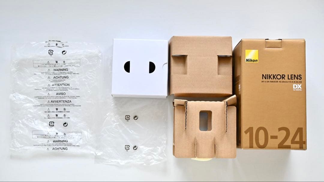 Nikon ニコン　広角レンズAF-S DX 10-24mm f/3.5-4.5