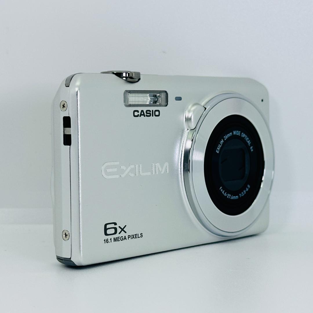 美品】CASIO EXILIM EX-Z900 シルバー - メルカリ