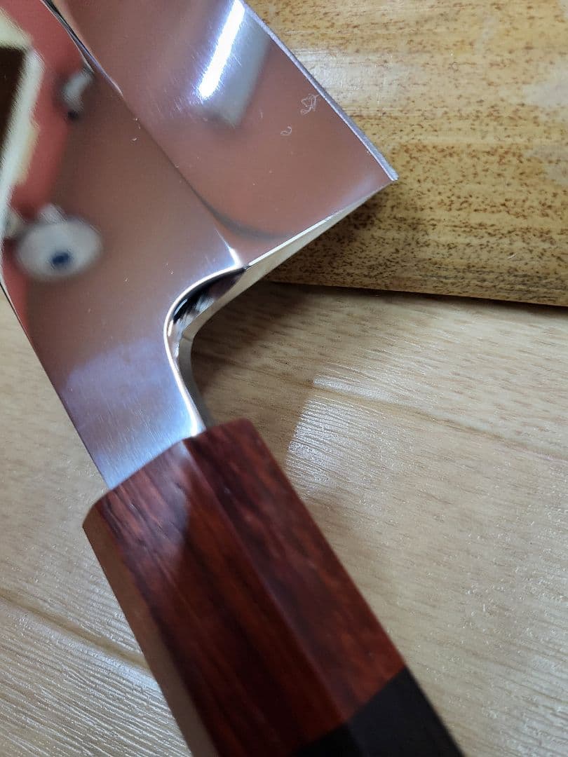 お値下げ出刃包丁 赤白檀桂黒檀柄鏡面仕様 6寸